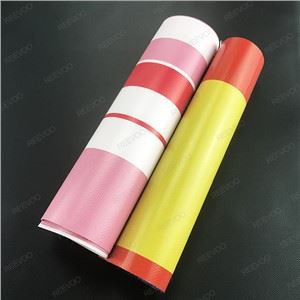 PVC Presenttriibuline Materjal